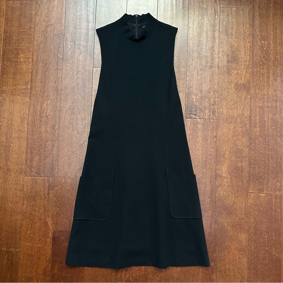 Theory Black Wool Blend Shift Dress, Retro, Edgy and Sexy, Size 4 - Picture 1 of 16